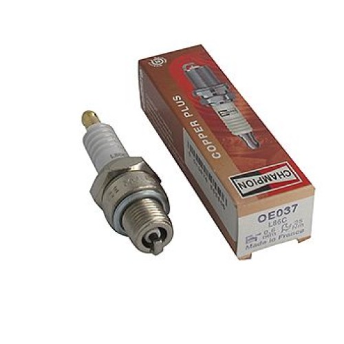 SPARK PLUG FOR ROBIN & CM ENGINES